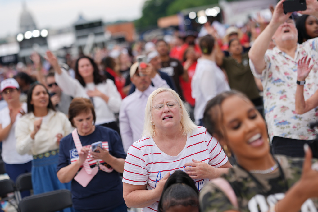 Massive Prayer Rally Draws Thousands to D.C. National Mall