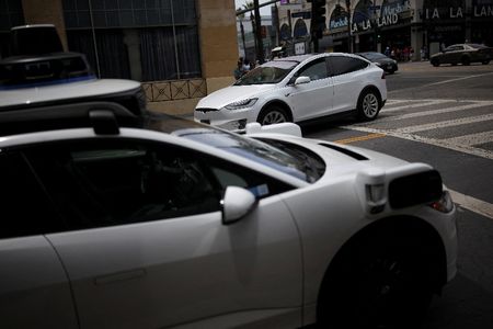 Musk Predicts Self-Driving Cars Will Expand Across US This Year