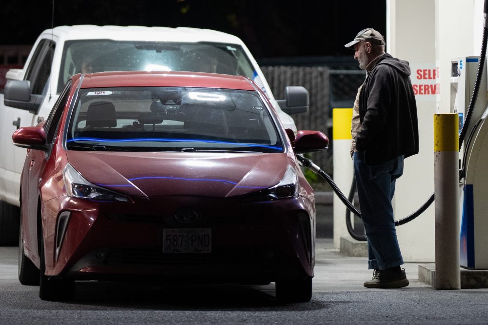 Oregon Voters Consider Gas Tax Hike Amid Rising Fuel Costs From Iran Conflict