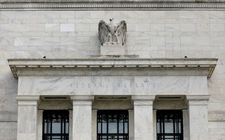 Federal Reserve Expected to Hold Interest Rates Steady Through 2024
