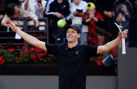 Top Tennis Star Sinner Seeks Final Major Title at French Open