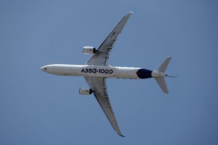 Aircraft Manufacturer Notifies Clients of Additional A350 Production Setbacks
