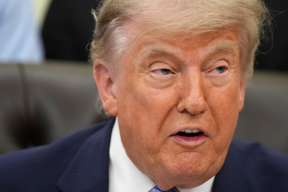 Trump Cancels AI Executive Order Signing Over Industry Impact Concerns