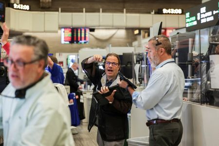 Major Tech IPOs and Market Volatility Highlight Thursday Trading Session