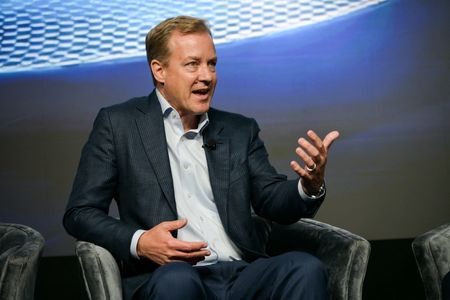 Chip Equipment Maker Lam Research Plans AI Integration, Arizona Expansion