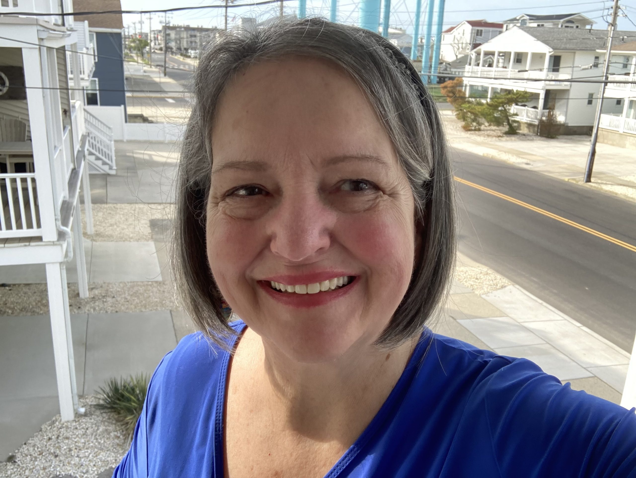 Kind Words from Stranger Boosted Cancer Survivor’s Confidence After Treatment