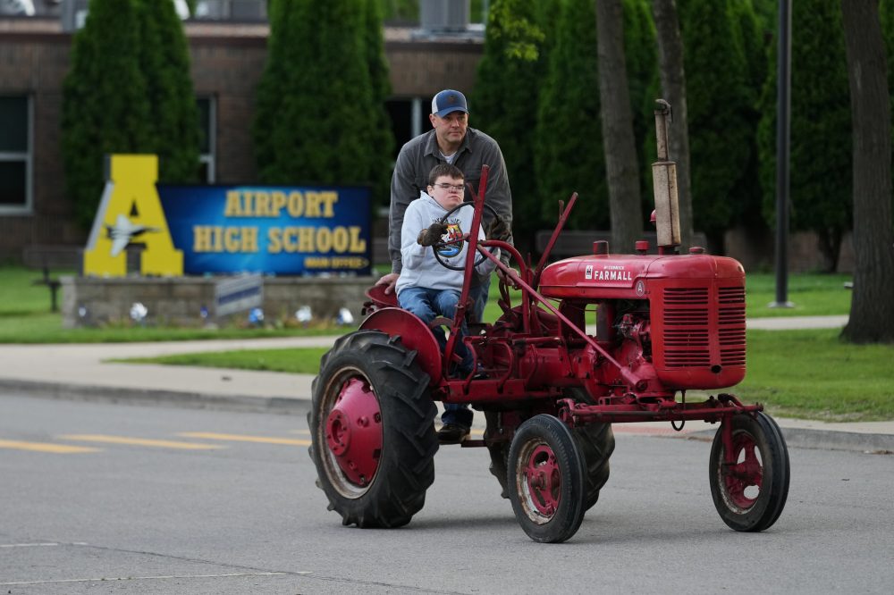 Michigan High School Seniors Drive Tractors to School for Graduation Tradition