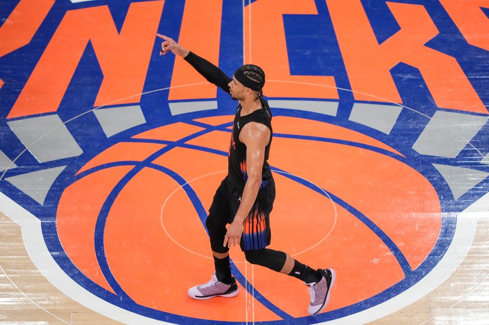 Knicks’ Hart Breaks Out of Shooting Slump With Career-High 26 Points