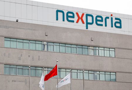 Chinese Tech Company Sues Dutch Chipmaker for $1.2 Billion in Damages