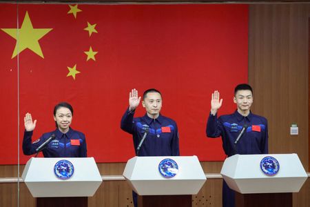 China Prepares Record Year-Long Space Mission Ahead of 2030 Moon Landing Goal
