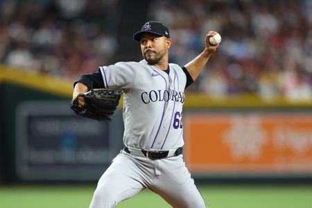 Colorado Pitcher Jose Quintana Forced Out Early with Elbow Injury