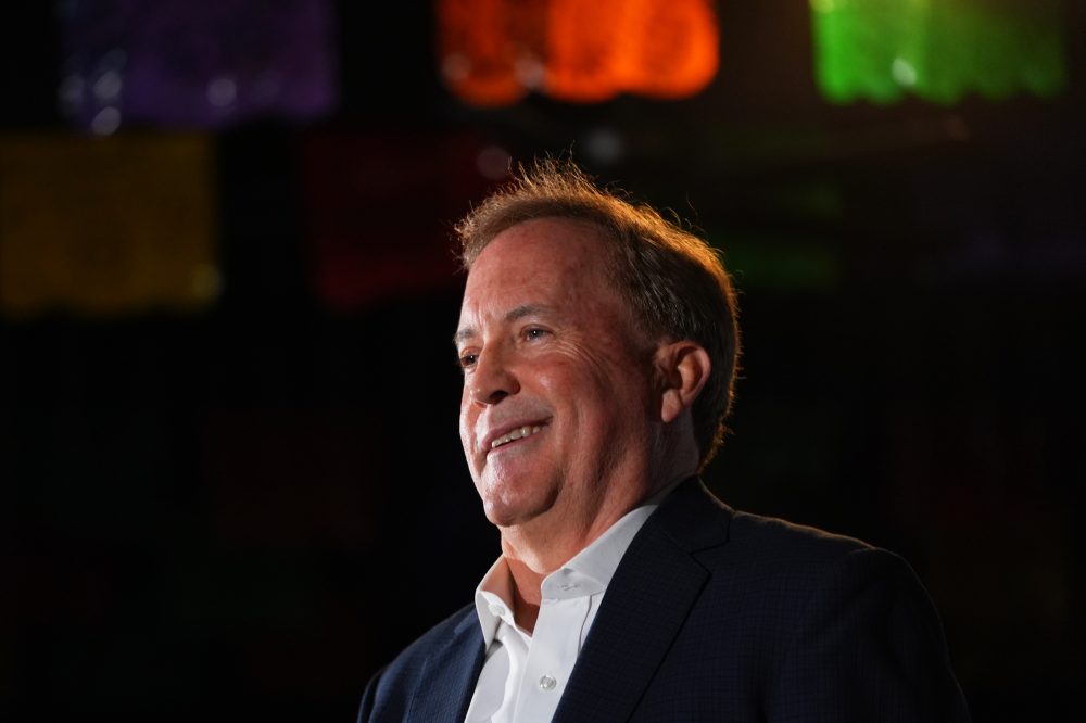 Texas GOP Senate Rivals Skip Campaign Trail on Final Day, Battle Through TV Ads