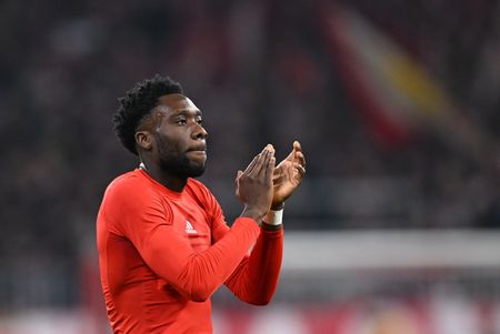 Canadian Soccer Captain Davies Expected to Miss World Cup Opening Match