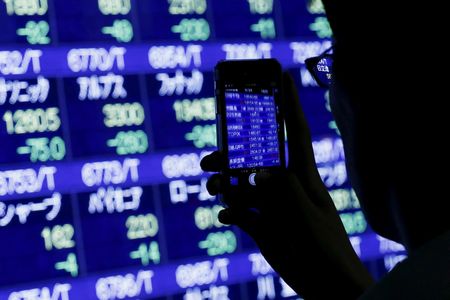 Japan Drops to Third Place in Global Creditor Rankings Despite Record Assets