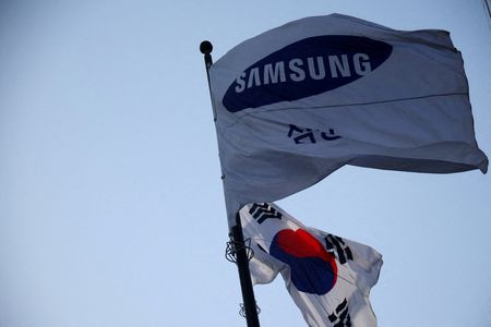 Union Seeks Court Order to Stop Samsung Pay Deal Vote