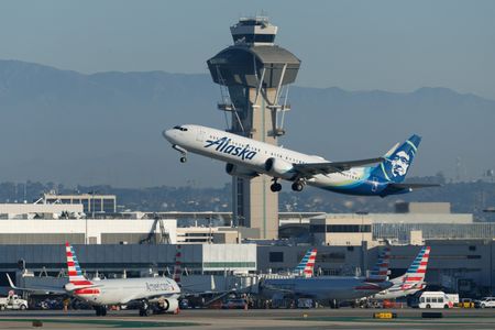 Alaska Airlines Faces $165K Federal Fine for Allegedly Boarding Drunk Passengers