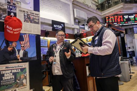 Stock Markets Reach New Highs as AI Enthusiasm Drives Tech Rally