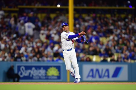 Los Angeles Defeats Colorado 15-6 Behind Batting Order Changes