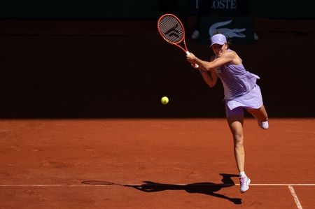 French Open Sees Major Upsets as Top Seeds Advance and Fall