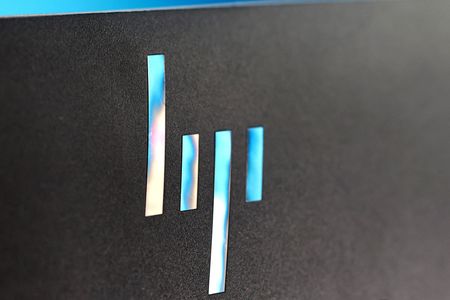 HP Surpasses Earnings Expectations on Strong AI Computer Sales