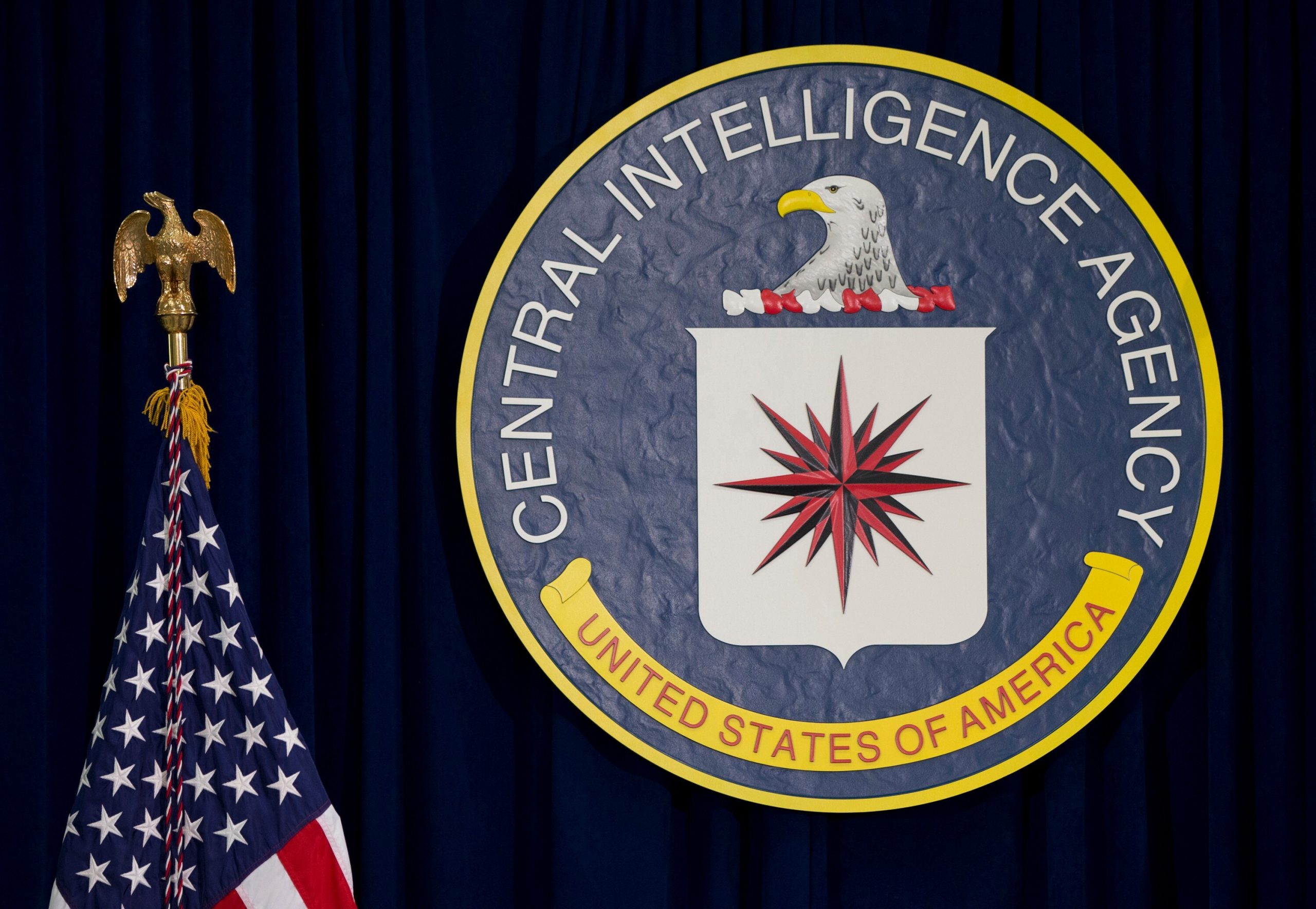 Former CIA Official Accused of Stealing $40M Worth of Gold Bars