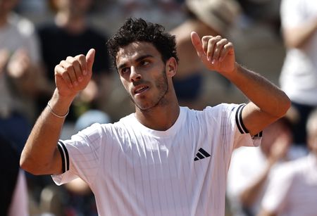 Tennis Brother Learns of Sibling’s Major Upset While Playing Own Match