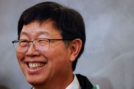 Foxconn Chairman Expresses Strong Confidence in AI-Driven Growth