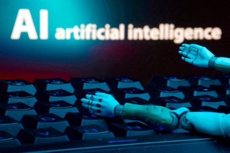 Investors Return to Stock Funds as AI Surge Revives Market Interest