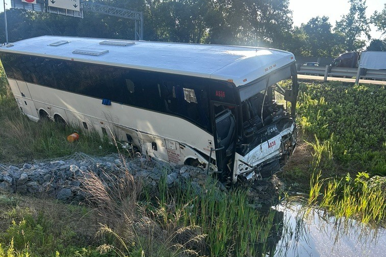 Fatal Virginia Interstate Crash Kills 5, Injures 34 in Work Zone Collision