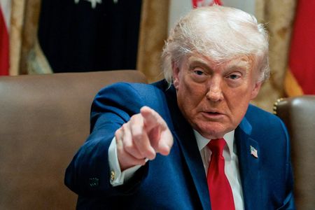 President Trump Announces Friday White House Meeting on Iran Deal Decision