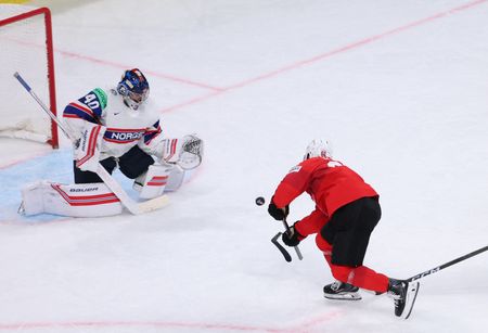 Switzerland Dominates Norway 6-0, Advances to World Hockey Championship Final