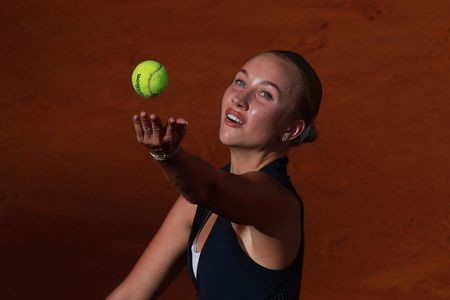 Major Upsets Rock French Open as Defending Champ Gauff Falls