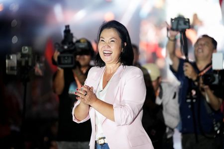 Peru Presidential Race Tightens as Fujimori Leads by Slim Margin