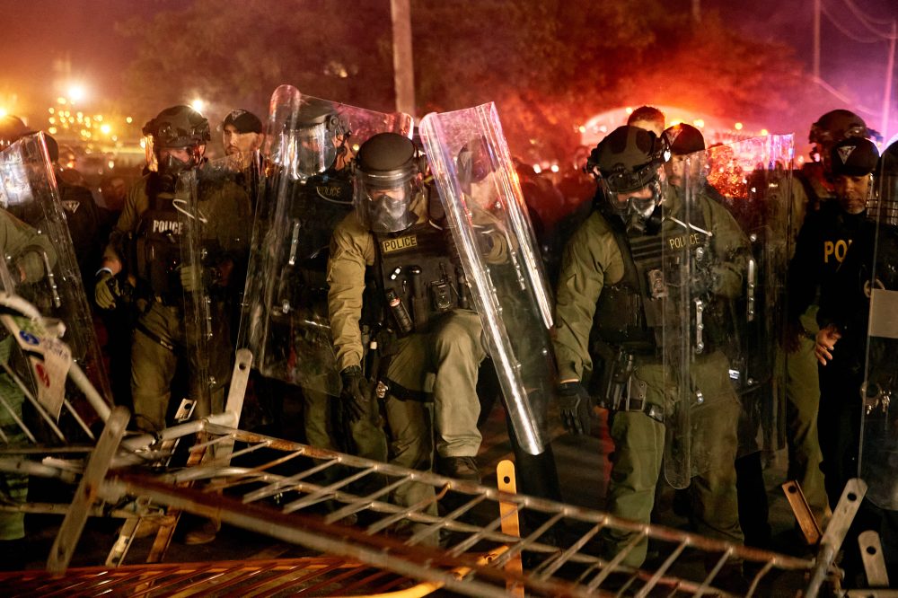 Newark Mayor Sets Overnight Curfew After Violent Immigration Detention Protests