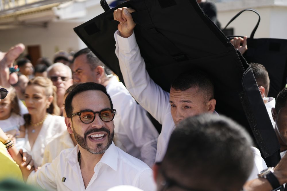 Colombian Lawyer Wins First Round of Presidential Race on Crime Crackdown Platform