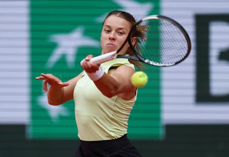 Polish Tennis Player Reaches French Open Semifinals After Mental Health Break