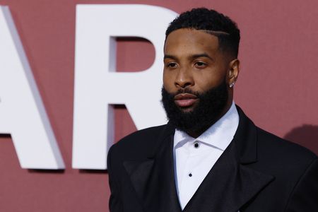 Beckham Jr. Returns to Giants, Grateful for Fresh Start