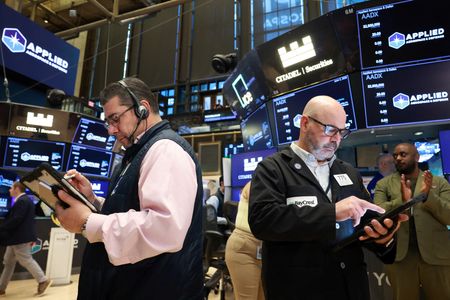 Tech Stock Selloff Drags Down Market Futures After Chip Giant Disappoints