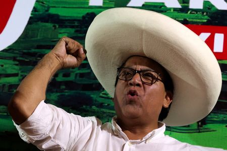 Peruvian Presidential Candidate Shifts Strategy Ahead of Weekend Runoff