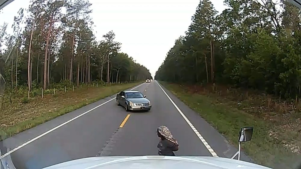 Trucker’s Dashcam Captures Dramatic Rescue of Kidnapping Victim in South Carolina