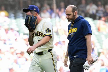 Two Milwaukee Brewers Pitchers Leave Game After Getting Hurt