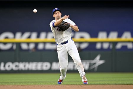 Texas Rangers Star Shortstop Returns from Injury Friday