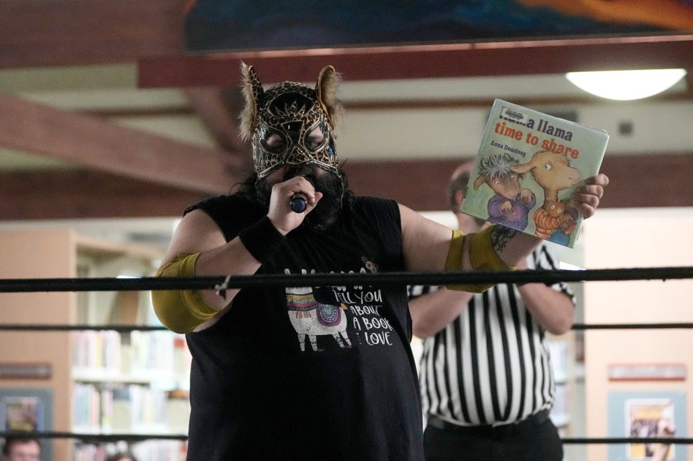 Libraries Get Loud: Wrestling Story Time Program Spreads Across US