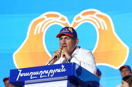 Armenian Voters Head to Polls as Peace Efforts and Russia Ties Take Center Stage