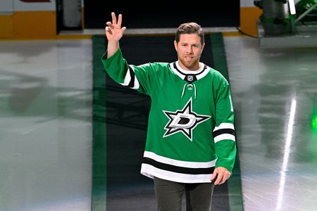 Former NHL Star Pavelski Emerges as Coaching Candidate for Maple Leafs
