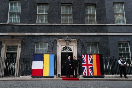 Ukrainian President Meets European Leaders in London for War Talks