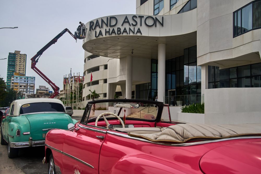 Cuba’s Classic American Cars Struggle as Fuel Crisis Worsens