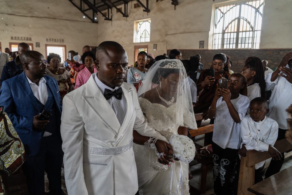 Congo Couple Celebrates Wedding Despite Ebola Outbreak Restrictions