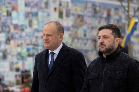 Polish Leader Urges Direct Talks to Resolve Ukraine Military Unit Naming Dispute