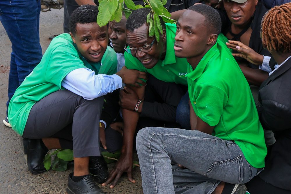 Former Kenyan Chief Justice Detained During Environmental Protest